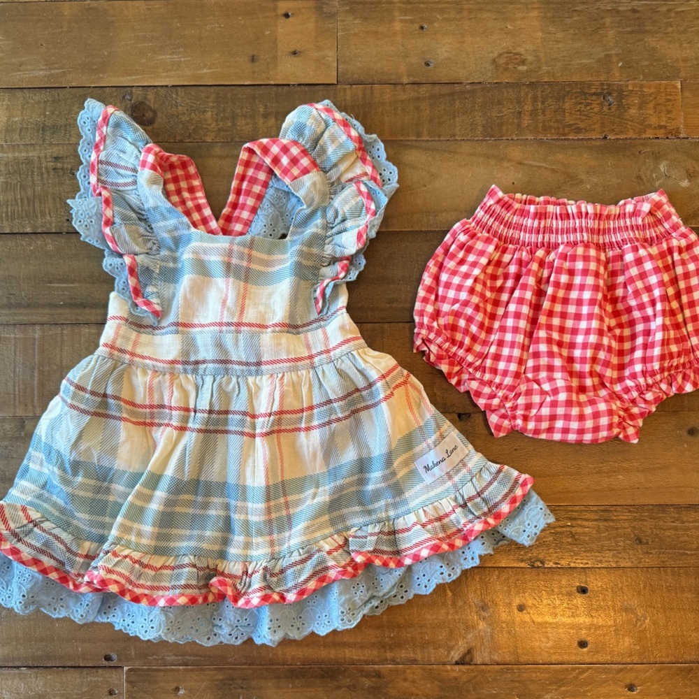 Makena Lane American Beauty Tunic